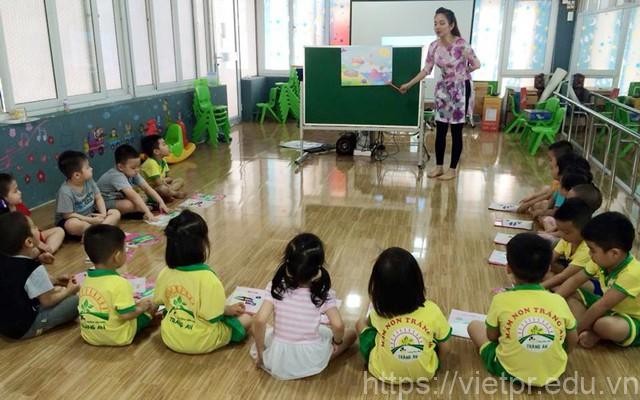Mô hình học tập tại nhà cho trẻ mầm non theo chương trình giáo dục mầm non của Bộ Giáo dục và Đào tạo Việt Nam
